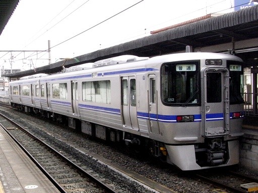 2000系6次車(岡崎駅)
