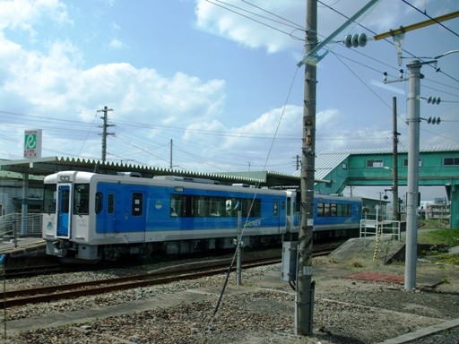 キハ101系(北山形駅)