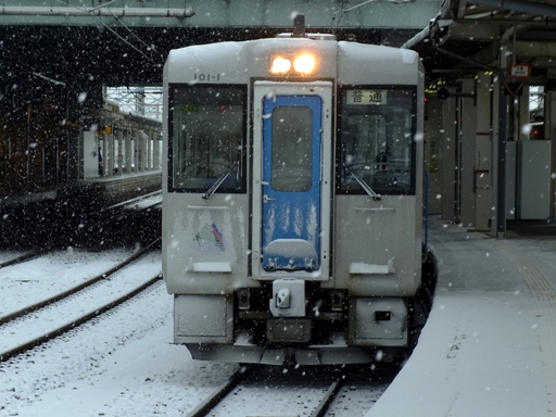 キハ101系1(山形駅)