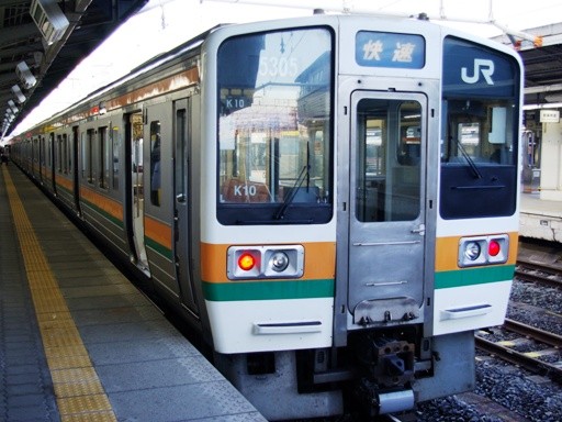 快速列車(名古屋駅 2008/1/2)