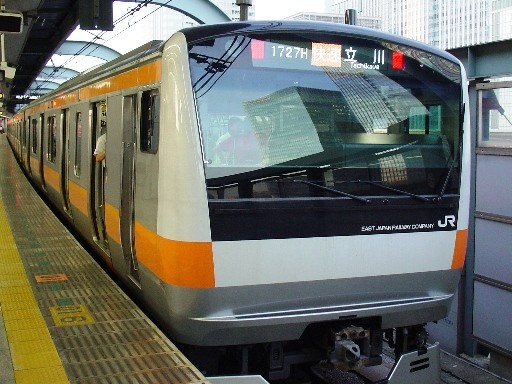 中央線E233系(御茶ノ水駅)