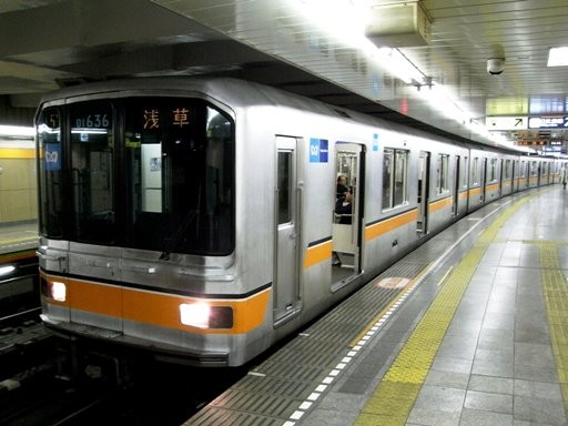 01系(上野駅)
