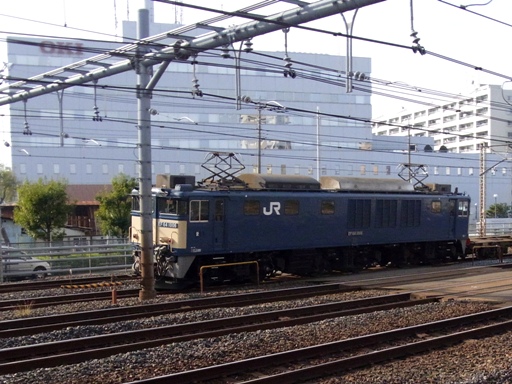 機関車 EF64-1006 (蕨駅-西川口駅 2010-12-7)