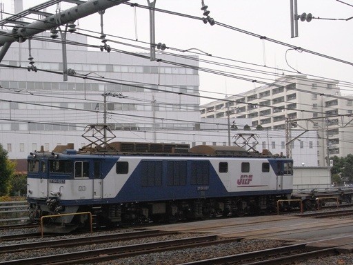 機関車 EF64-1027 (蕨駅-西川口駅 2009-11-27)