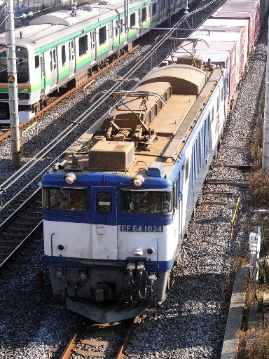 機関車 EF64-1034 (蕨駅-西川口駅 2009-12-25)