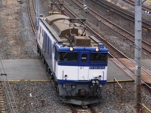 機関車 EF64-1035 (蕨駅-西川口駅 2009-12-9)