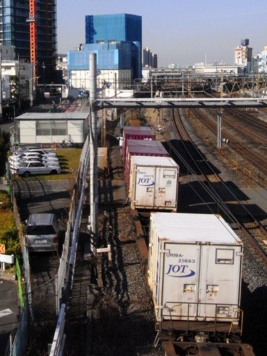 機関車 EF64-1013 (蕨駅-西川口駅 2009-12-24)