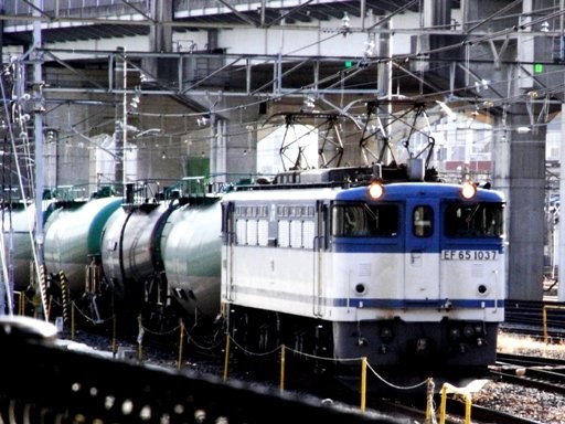 機関車 EF65-1037 (大宮駅 2008-1-26)