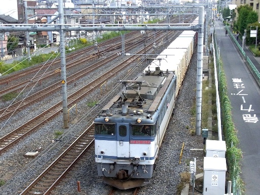 機関車 EF65-1074 (蕨駅-西川口駅 2010-10-18)