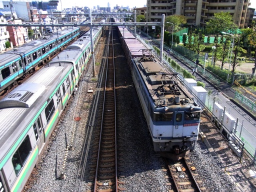 機関車 EF65-1074 (蕨駅-西川口駅 2010-10-27)