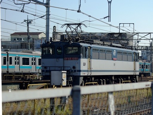 機関車 EF65-1090 (蕨駅付近)