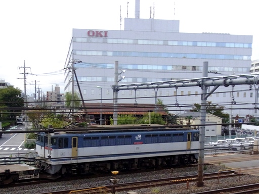 機関車 EF65-1117 (蕨駅-西川口駅 2010-11-1)