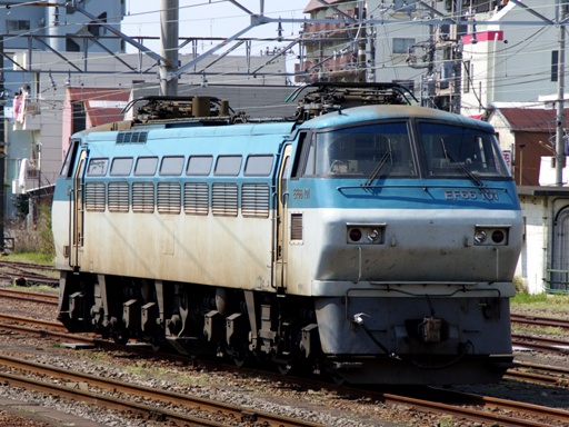 EF66-101(沼津駅)