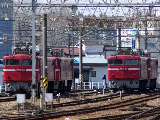 EF81-88/EF81-57(水戸駅)