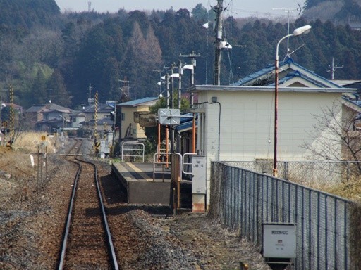 仁井田駅ホーム