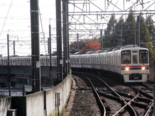 列車(橋本駅)