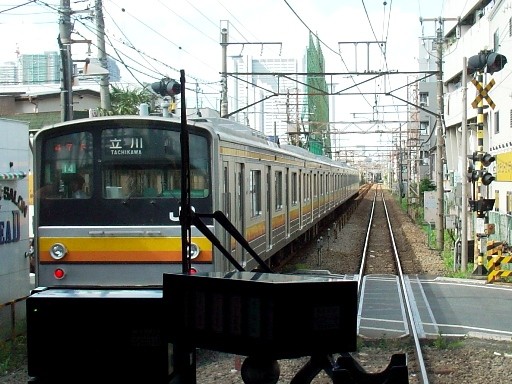 列車(車窓・平間駅)