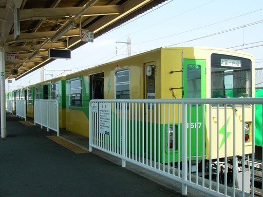 列車(内宿駅)