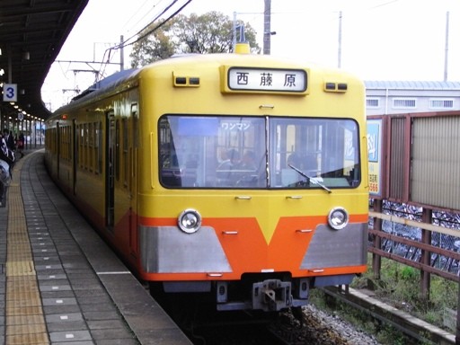 三岐鉄道三岐線列車(富田駅)