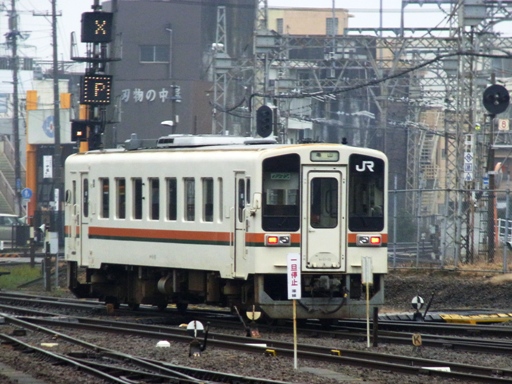 キハ11(伊勢市駅)