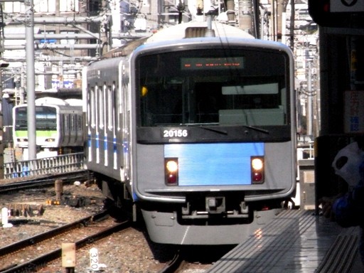 20156(西武新宿駅)