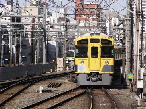 9000系(西武新宿駅)