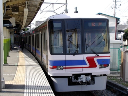 8911(京成津田沼駅)