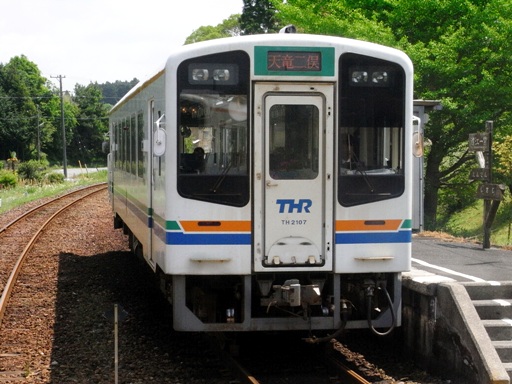 TH2100型2107(遠江一宮駅)