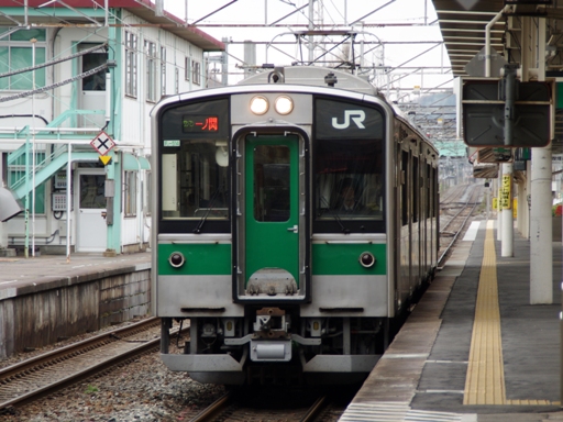 701系仙台色(一ノ関駅)
